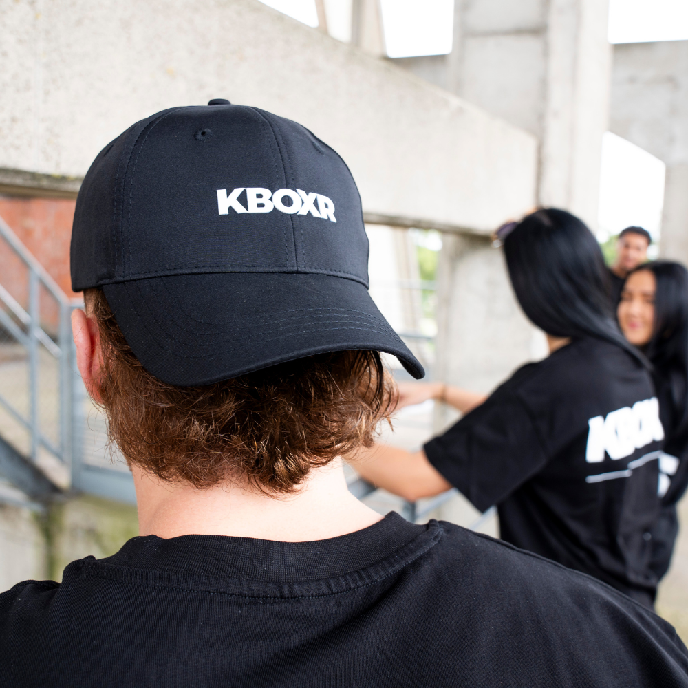 KBOXR cap black white